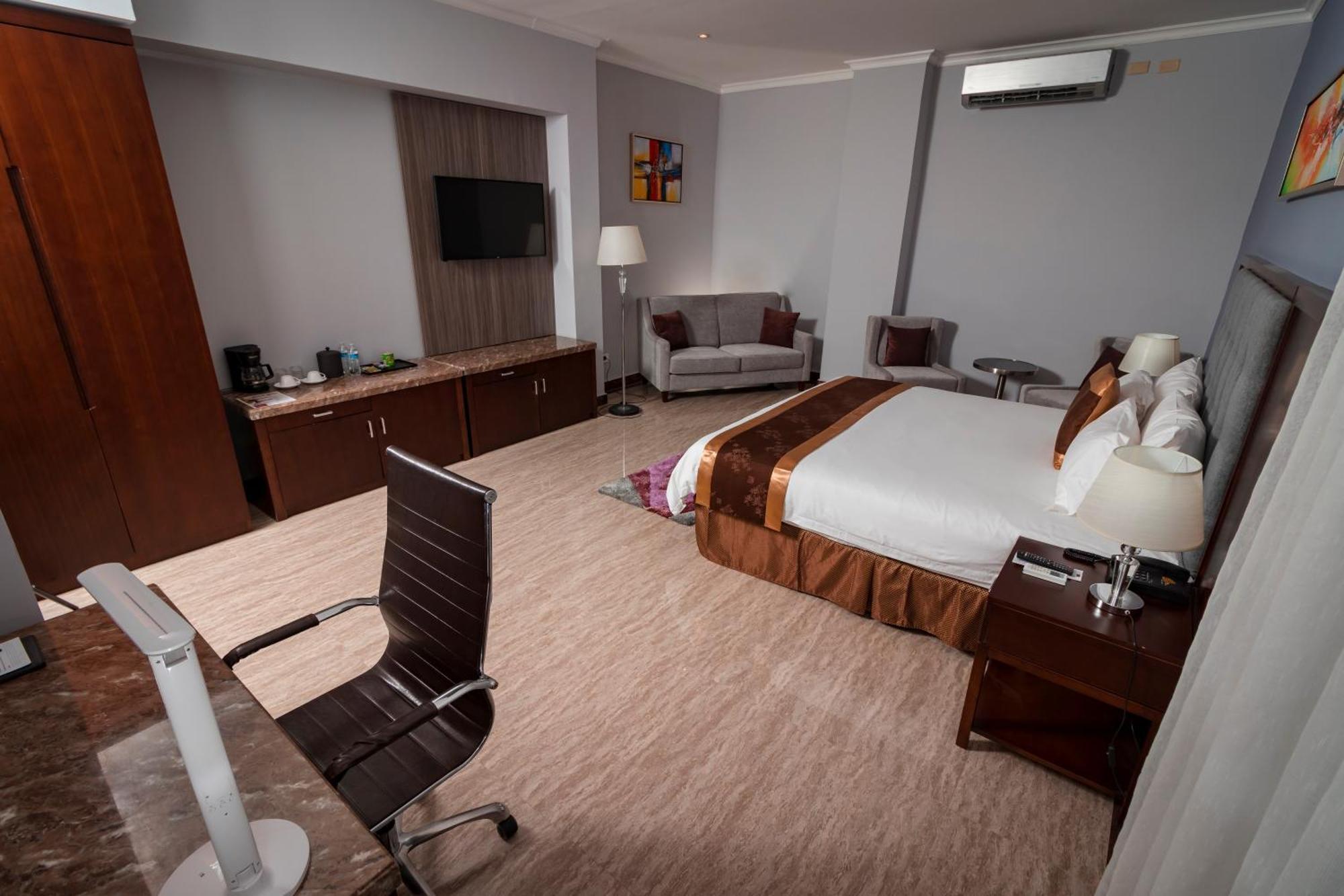 Hotel City Plaza & Suites David Kültér fotó
