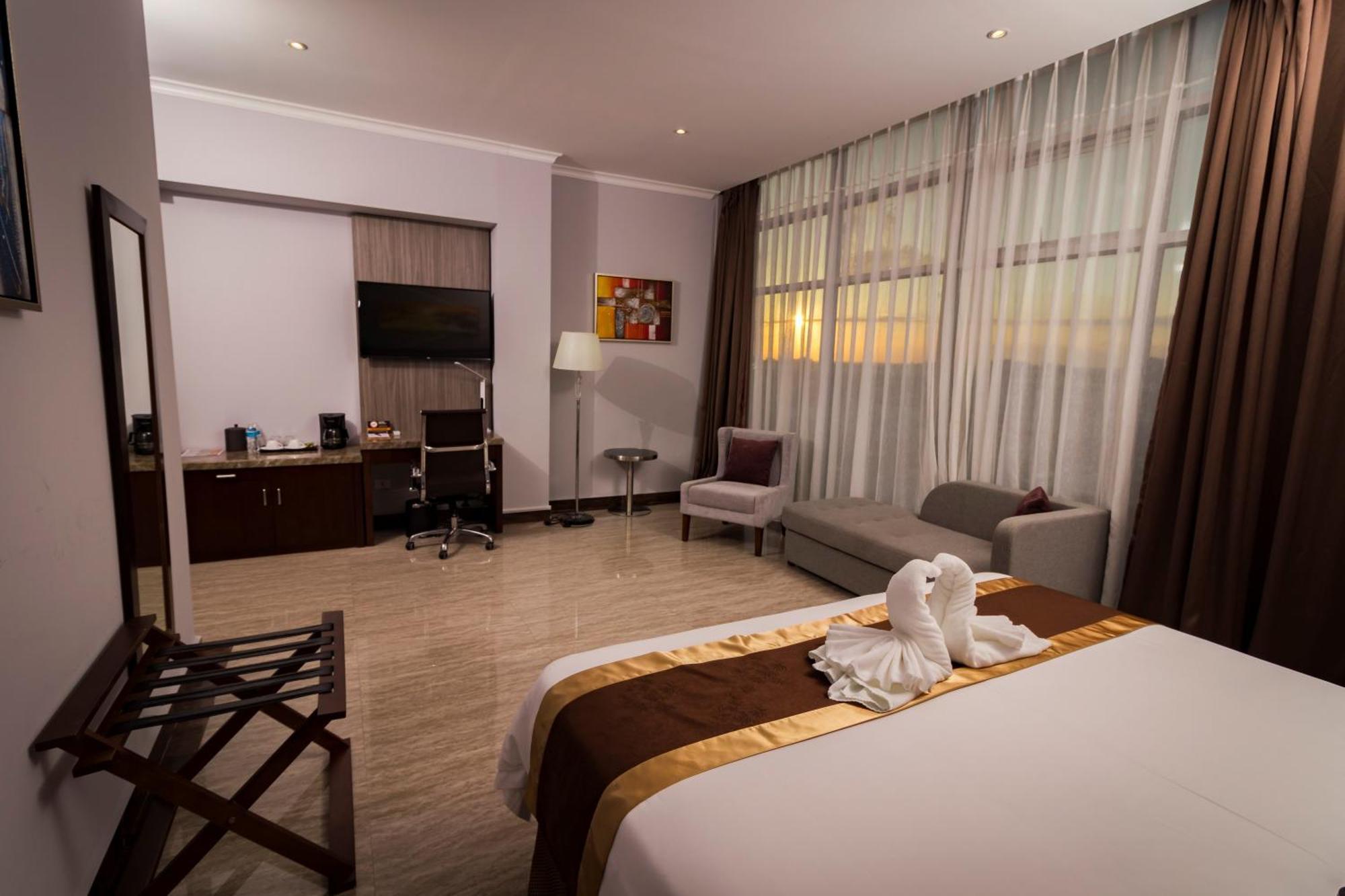 Hotel City Plaza & Suites David Kültér fotó