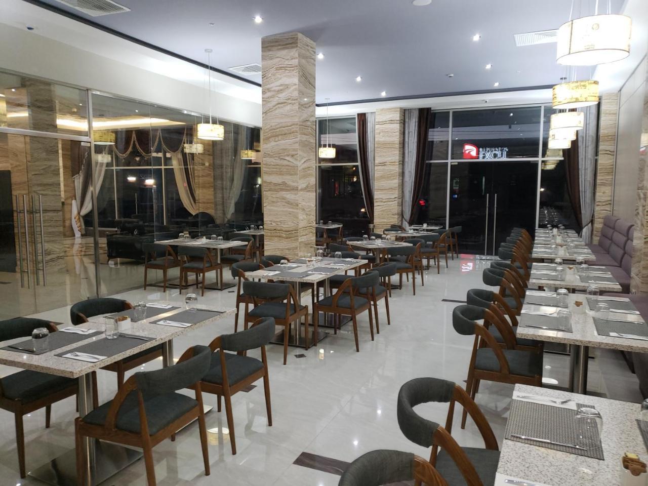 Hotel City Plaza & Suites David Kültér fotó