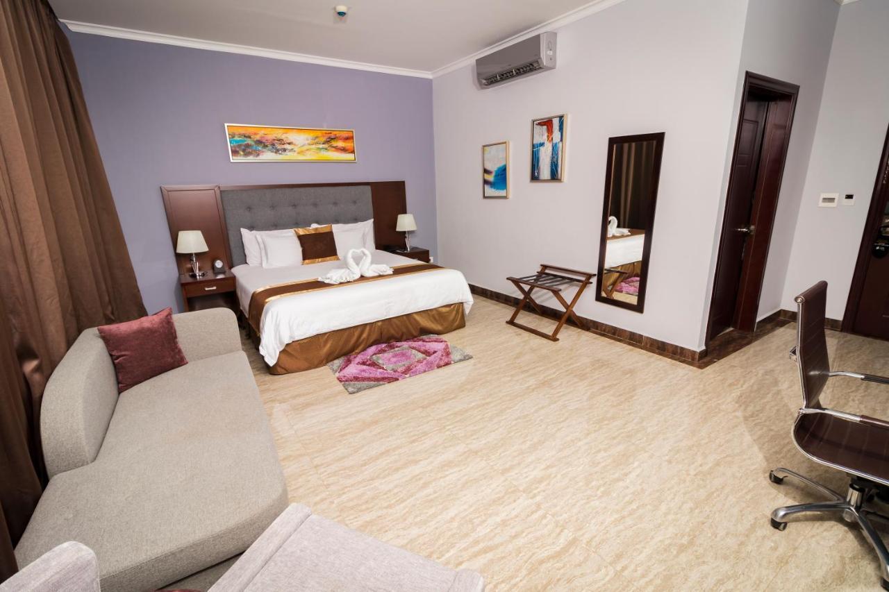Hotel City Plaza & Suites David Kültér fotó